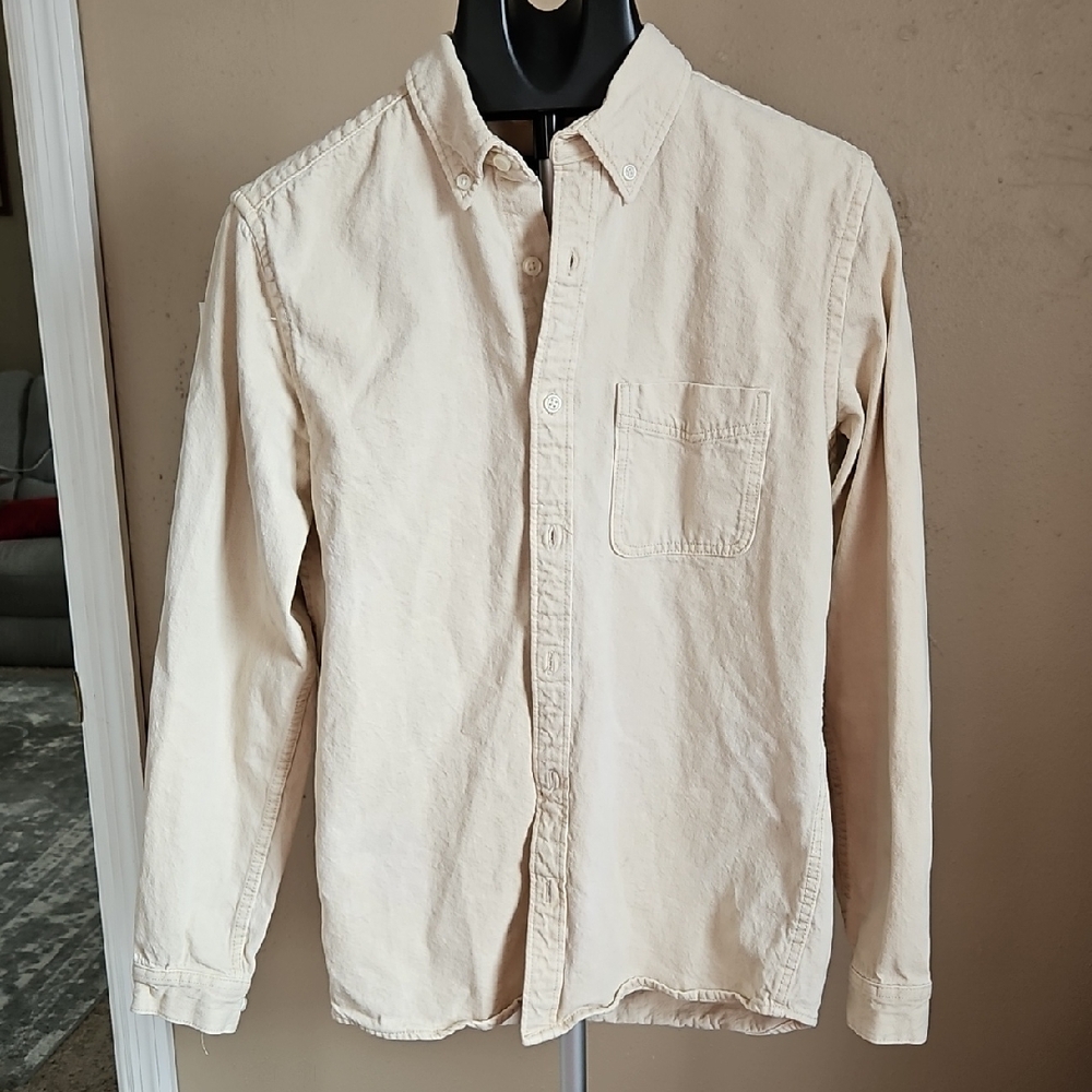 Zara Off-White Button-Up Shirt
